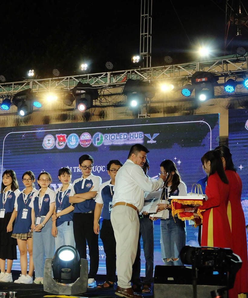 Hoi-trai-duoc-khoa-tinh-tu-khep-lai-hanh-trinh-day-cam-xuc-cung-orioled-hub-1
