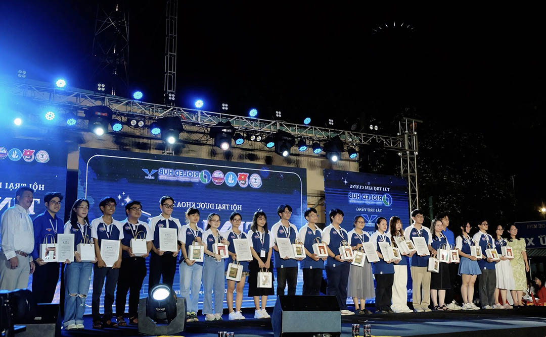 Hoi-trai-duoc-khoa-tinh-tu-khep-lai-hanh-trinh-day-cam-xuc-cung-orioled-hub-3